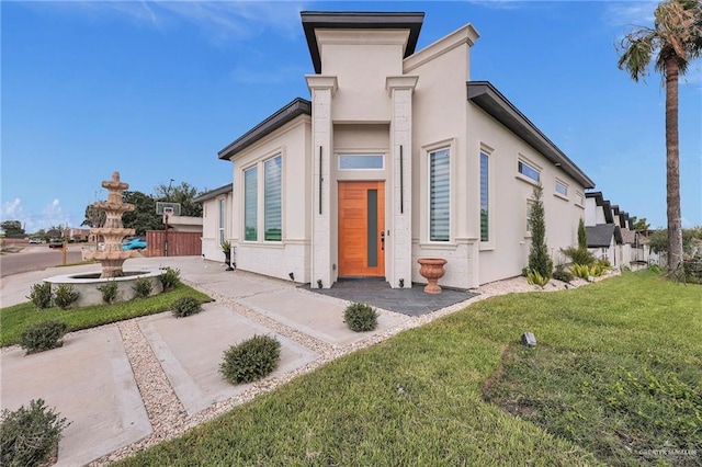 1901 Lake Point Dr, Mission, TX 78572 - photo 2