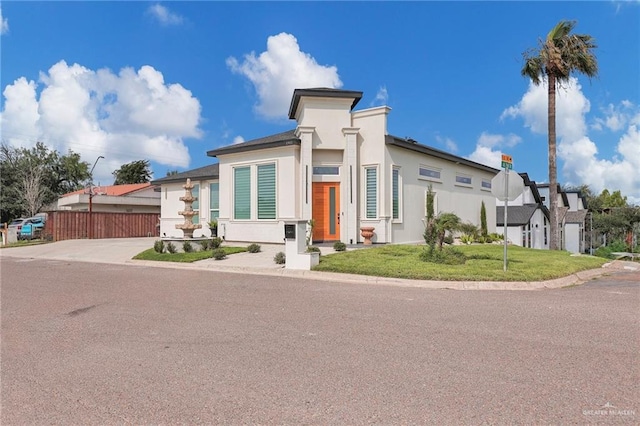 1901 Lake Point Dr, Mission, TX 78572 - photo 1
