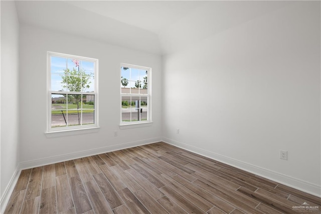 2206 Seagull Ln, Mission, TX 78572 - empty room featuring wood finished floors and baseboards