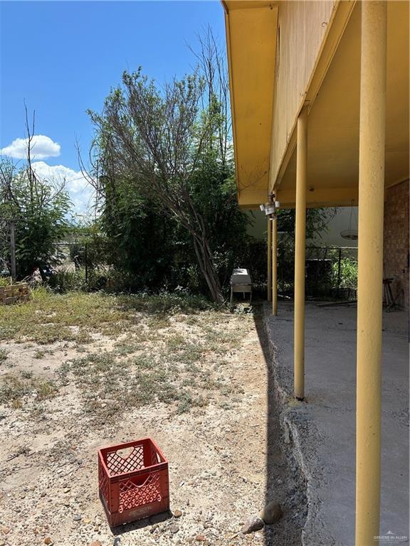 403 E San Benito St E Unit A, Rio Grande City, TX 78582 - view of yard