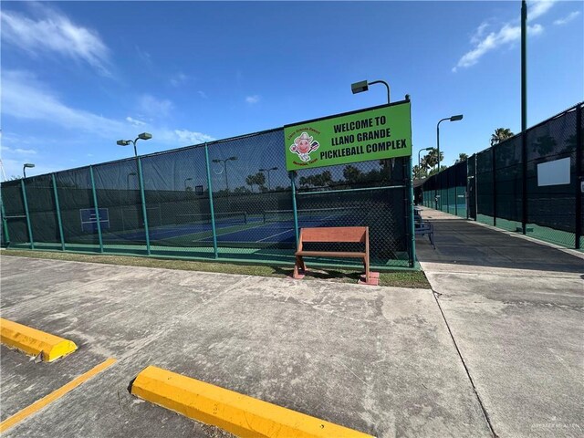 2196 Barcelona, Mercedes, TX 78570 - photo 9