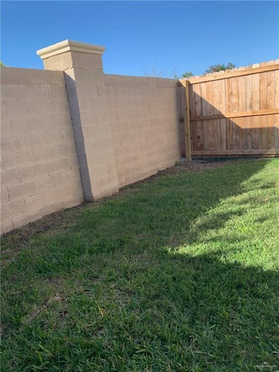 402 Newport Ave, Edinburg, TX 78539 - photo 6