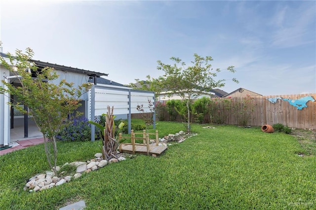 220 Stella Dr, San Juan, TX 78589 - view of yard with a fenced backyard