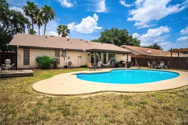 6800 N 15th Ln, Mcallen, TX 78504 - view of pool with a fenced backyard and a patio area