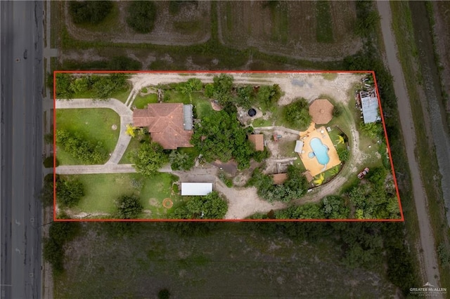 912 Bentsen Rd, Mcallen, TX 78501 - aerial view of property's location featuring property parcel outlined and a pool