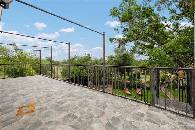 912 Bentsen Rd, Mcallen, TX 78501 - view of patio with fence