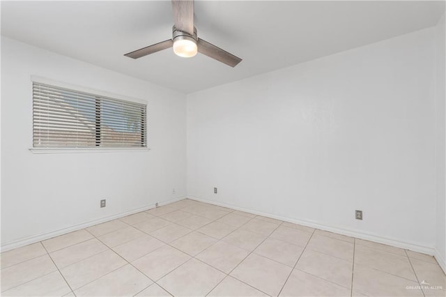 unfurnished room featuring ceiling fan