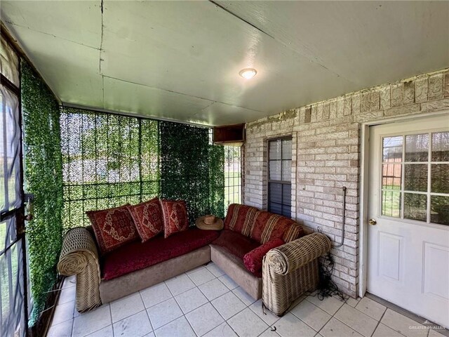 3813 N Taylor Rd, Mission, TX 78573 - sunroom / solarium featuring an outdoor hangout area