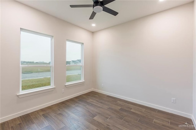 empty room with ceiling fan