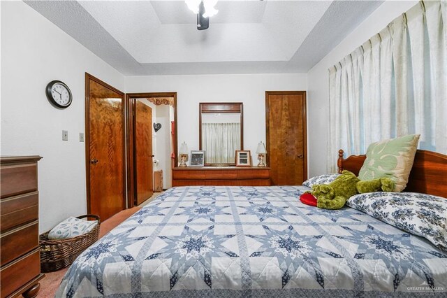 1009 Las Flores Dr, Alamo, TX 78516 - carpeted bedroom featuring ceiling fan