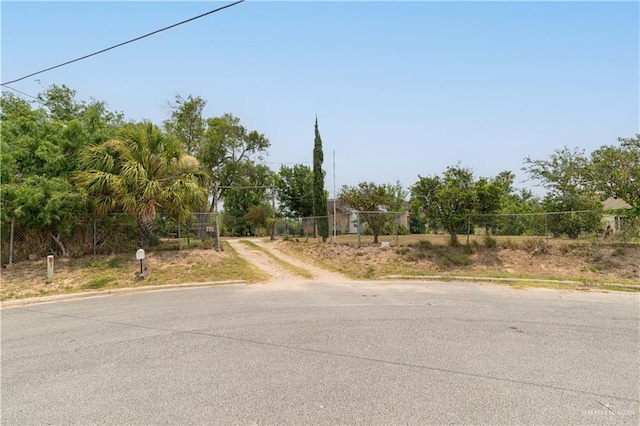 2351 Liberty St, Mercedes, TX 78570 - photo 9