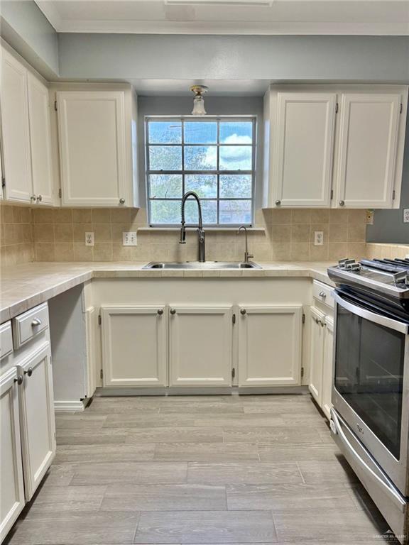 510 Garcia Ave, Mercedes, TX 78570 - photo 8