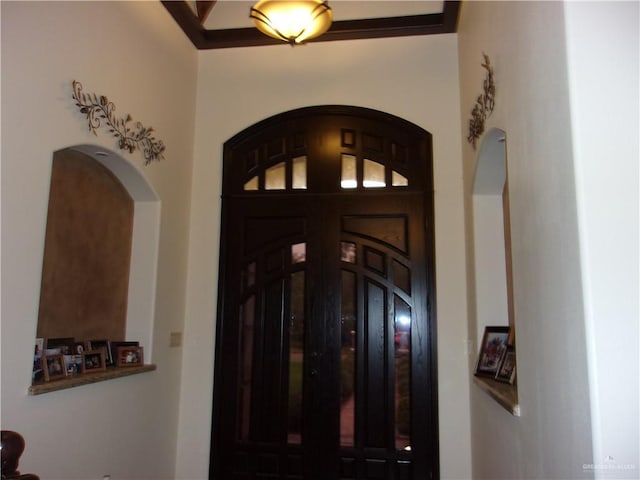 view of foyer entrance