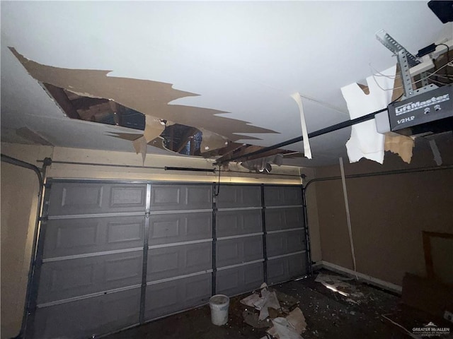 1908 W 42nd St, Mission, TX 78573 - view of garage