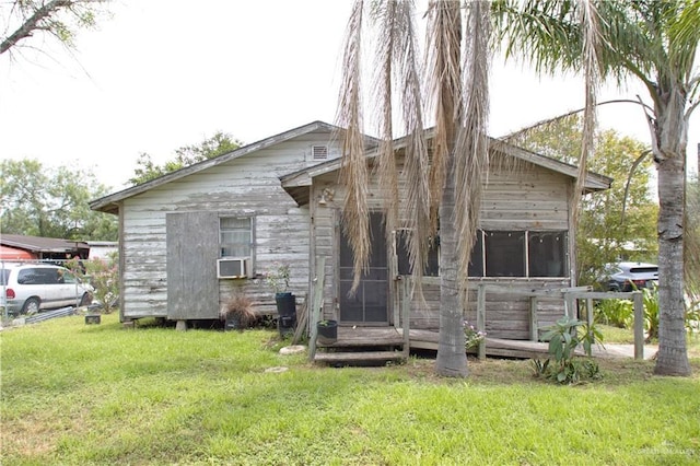 304 W Canal Ave, Raymondville, TX 78580 - photo 1