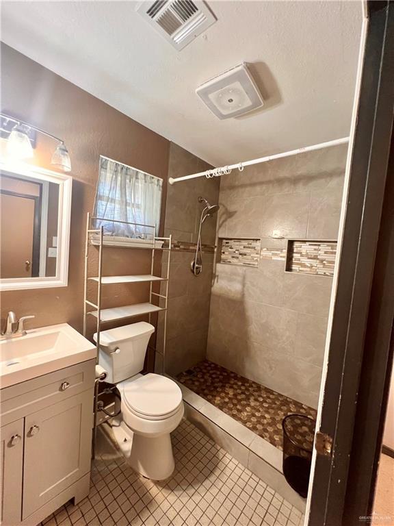 2425 Cesar Menchaca Ct, Harlingen, TX 78550 - photo 9