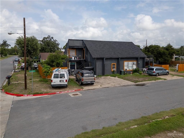 view of front of home