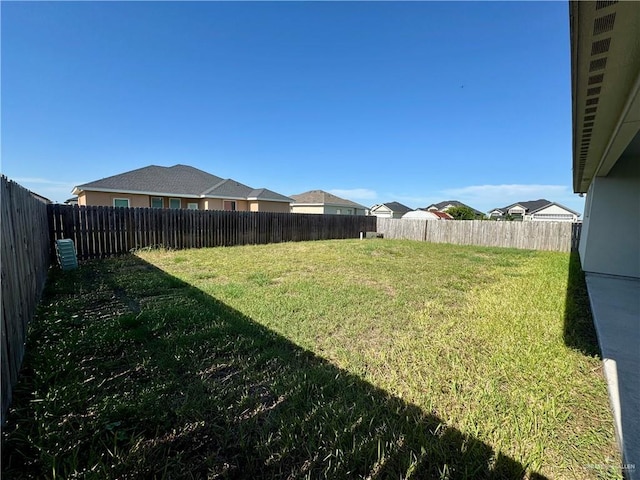 8706 Pink Flamingo St, Harlingen, TX 78552 - view of yard with a residential view