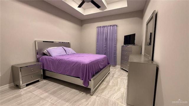 bedroom with ceiling fan