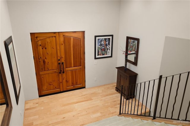 foyer entrance featuring light hardwood / wood-style floors