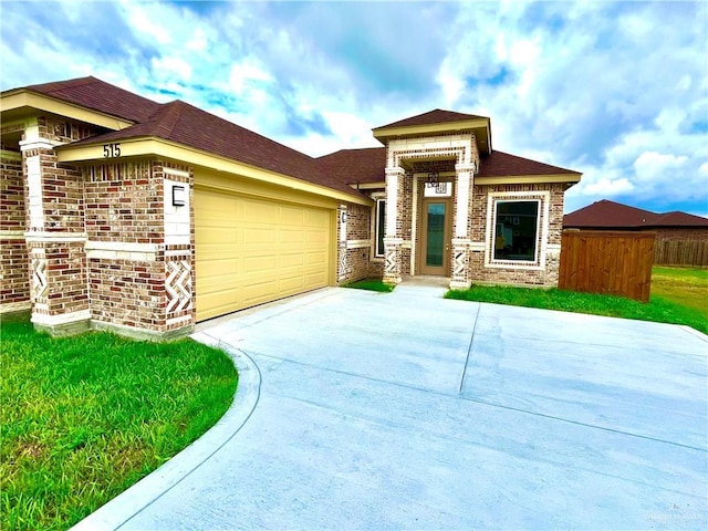 view of front of house with a garage