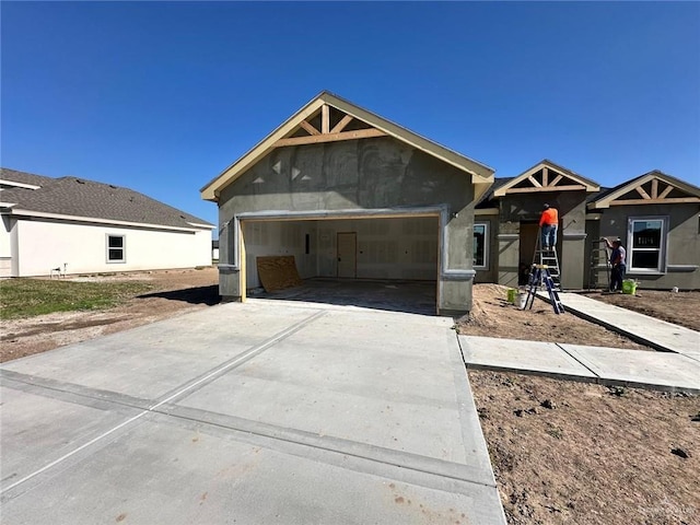 view of front facade with a garage