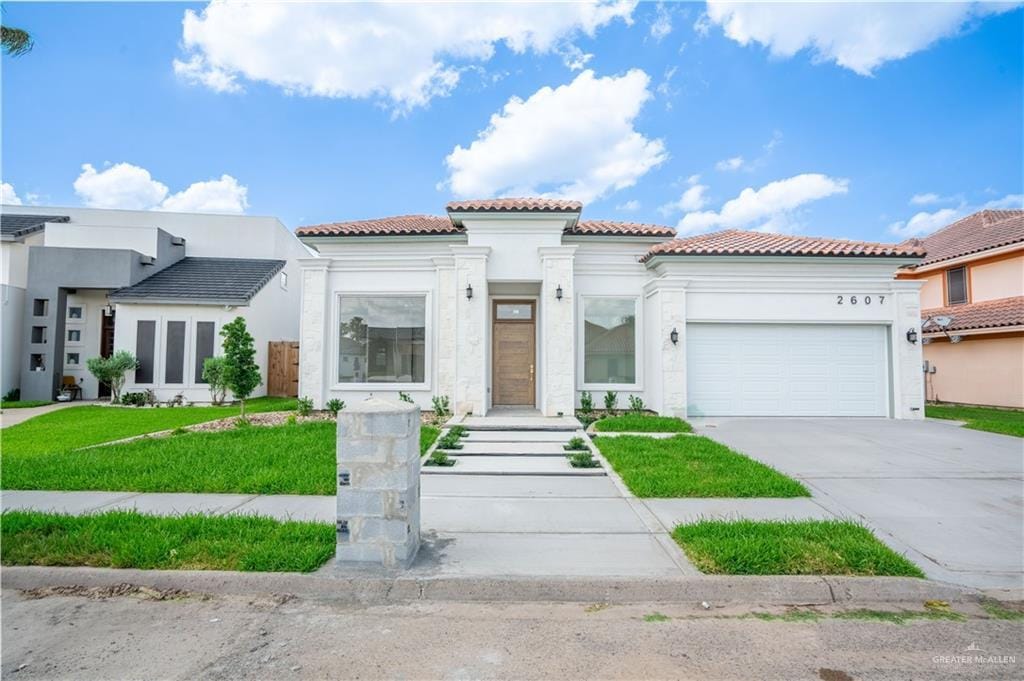 2607 Cottonwood St, Mission, TX 78574 - photo 1