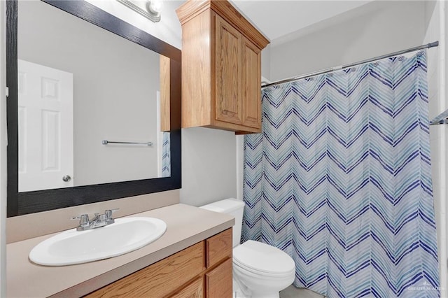 1010 Cedarwood Dr, Rio Grande City, TX 78582 - bathroom featuring vanity and a shower with shower curtain
