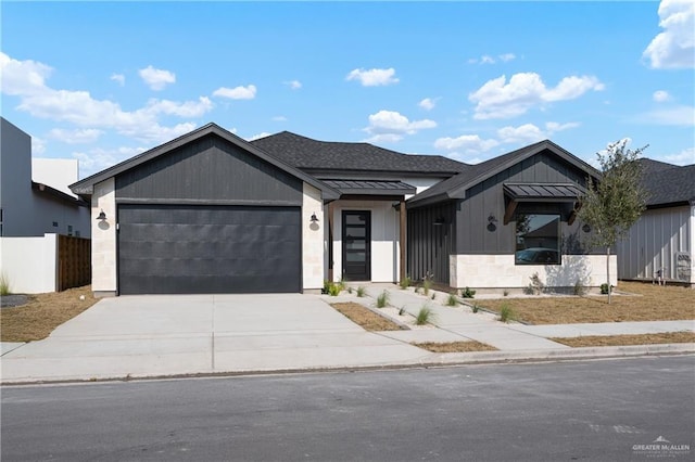 view of front facade with a garage