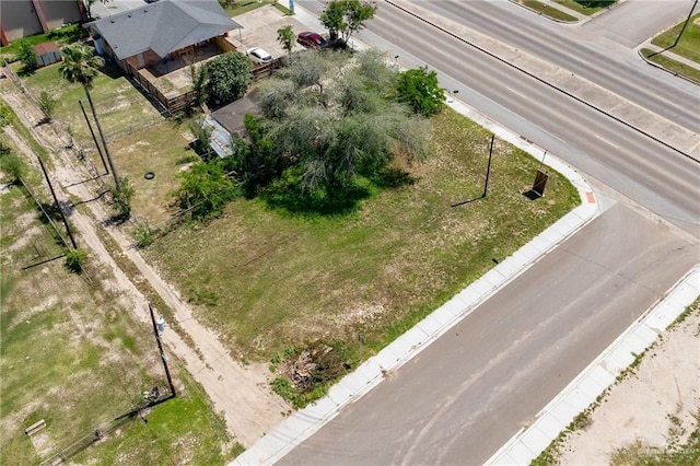 Listing photo 2 for 923 W Monte Cristo Rd, Edinburg TX 78541