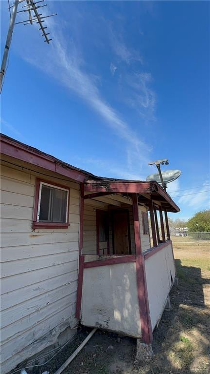 view of home's exterior