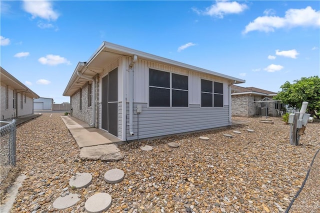 515 Jupiter St, Mission, TX 78572 - photo 16