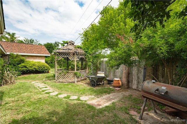 501 W Esperanza Ave, Mcallen, TX 78501 - view of yard with a gazebo