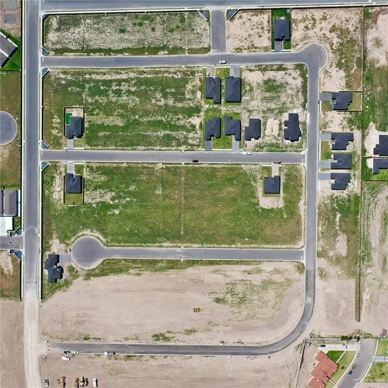 12723 N 37th Ln, Mcallen, TX 78504 - photo 3