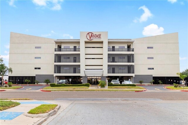 813 Travis St Unit 419, Mission, TX 78572 - view of property