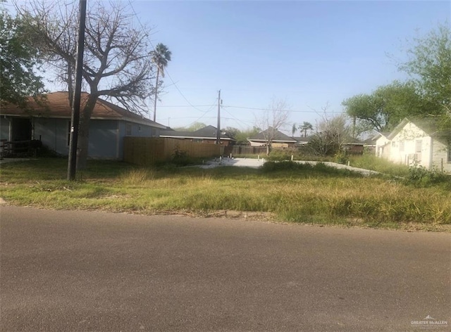 Listing photo 2 for 706 Ebony St, San Juan TX 78589