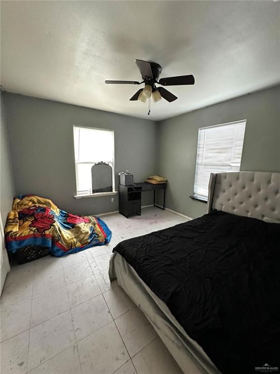 bedroom with a ceiling fan