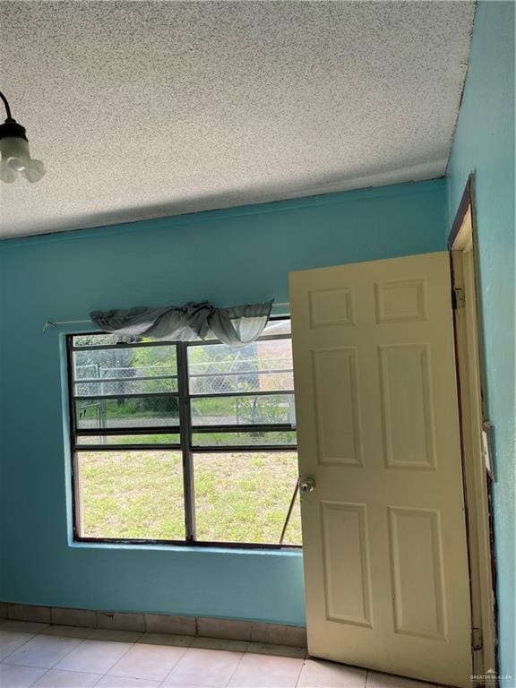 details featuring a textured ceiling