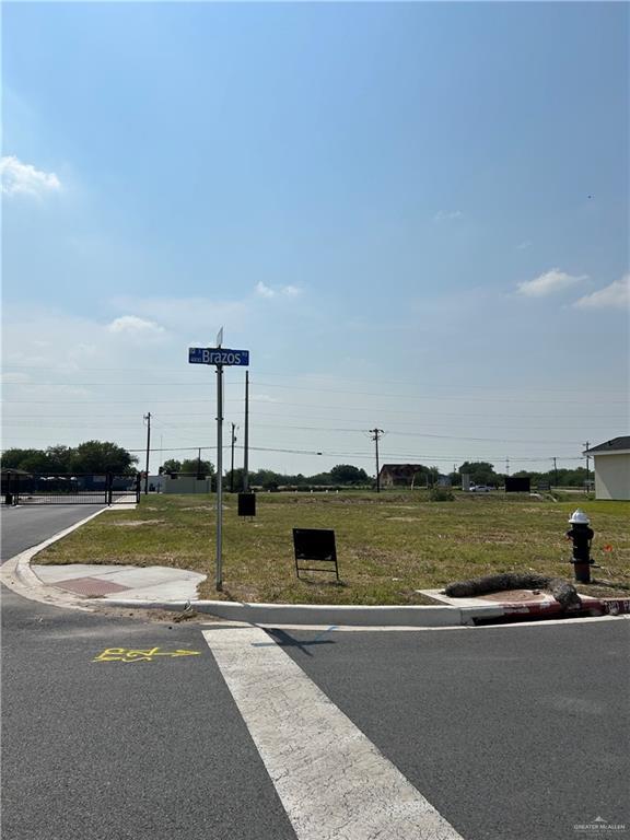 4753 S Brazos Rd, Edinburg, TX 78542 - photo 6