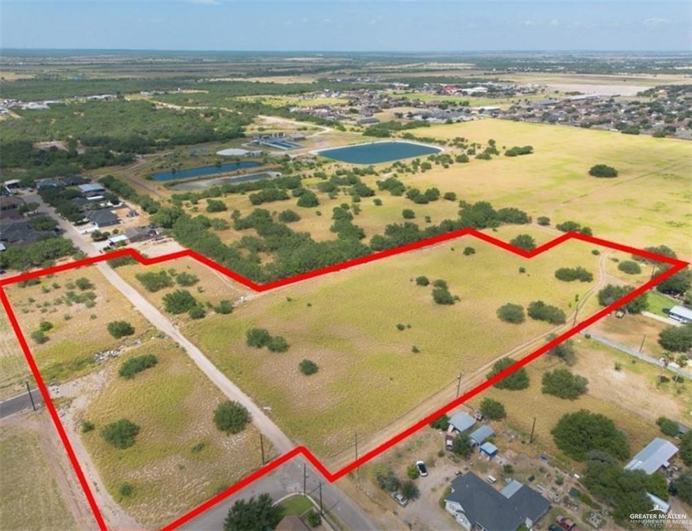000 River Oak, Rio Grande City, TX 78582 - photo 2
