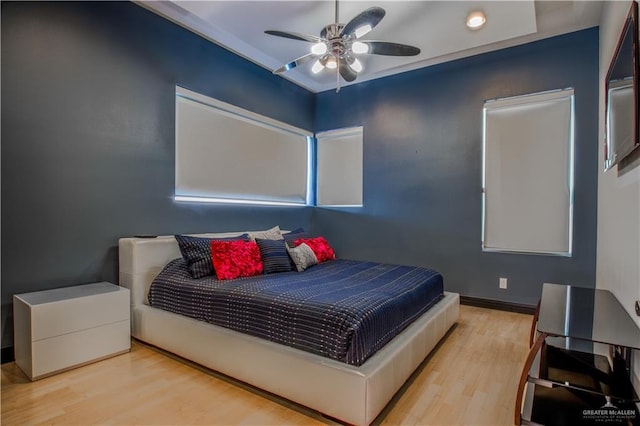 309 N Mockingbird Ave, Mission, TX 78572 - bedroom featuring wood finished floors, baseboards, ceiling fan, and recessed lighting