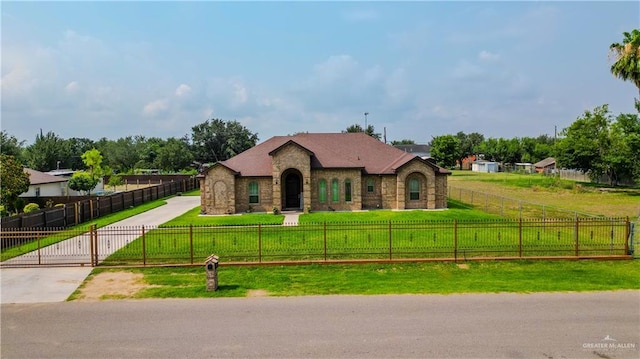 view of front of house with a front yard