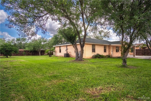 3109 Raul Gonzalez Dr, Mercedes, TX 78570 - view of yard