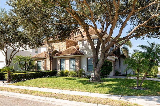 view of front facade with a front yard