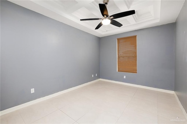 unfurnished room featuring light tile patterned flooring, baseboards, and ceiling fan