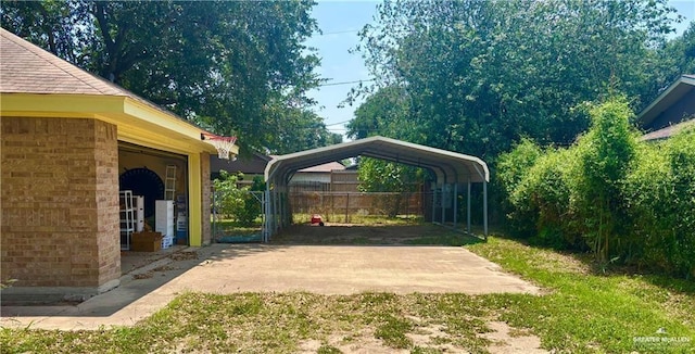 3713 Gonzalez Ln, Mcallen, TX 78504 - view of yard with a detached carport