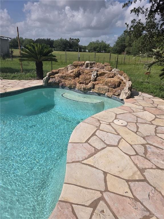 2210 W Monte Cristo Rd W, Edinburg, TX 78541 - view of pool