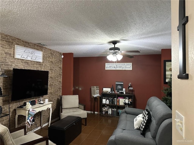 2104 Fairmont Ave, Mcallen, TX 78504 - tiled living room featuring a ceiling fan