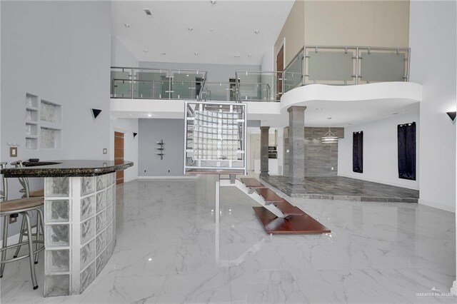 3207 E San Luis Cir, Mission, TX 78573 - common area featuring a high ceiling