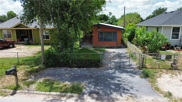 view of front of house